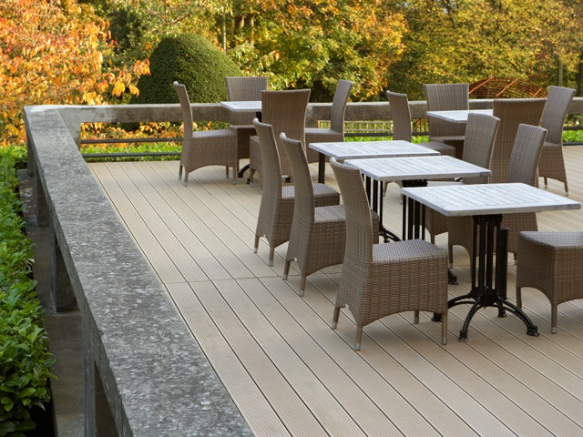 Terasa tvoen z materilu TWINSON